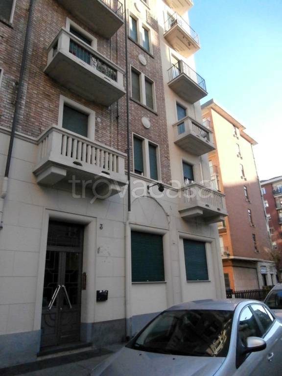 appartamento in vendita a Torino in zona Lingotto