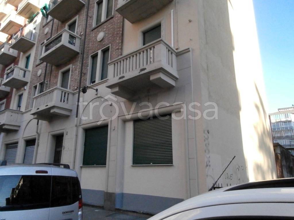 appartamento in vendita a Torino in zona Lingotto