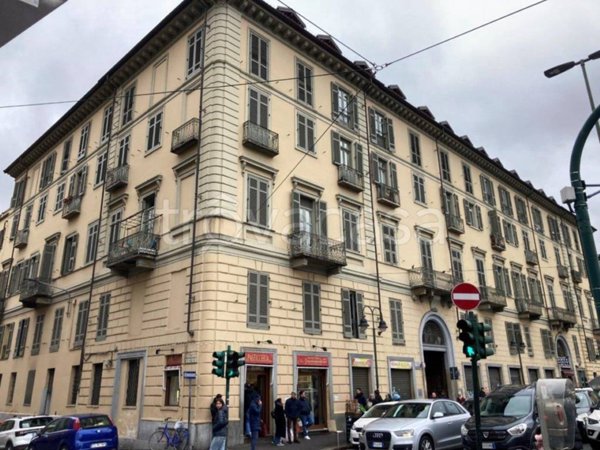 appartamento in vendita a Torino in zona Aurora