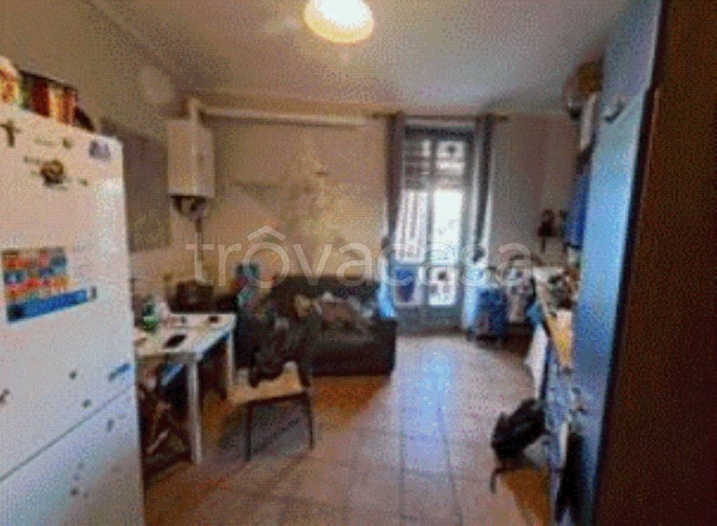 appartamento in vendita a Torino in zona Borgata Vittoria