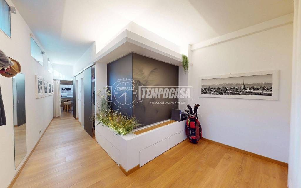 casa indipendente in vendita a Torino in zona Madonna del Pilone