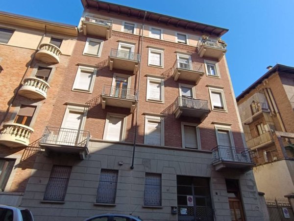 appartamento in vendita a Torino in zona Aurora