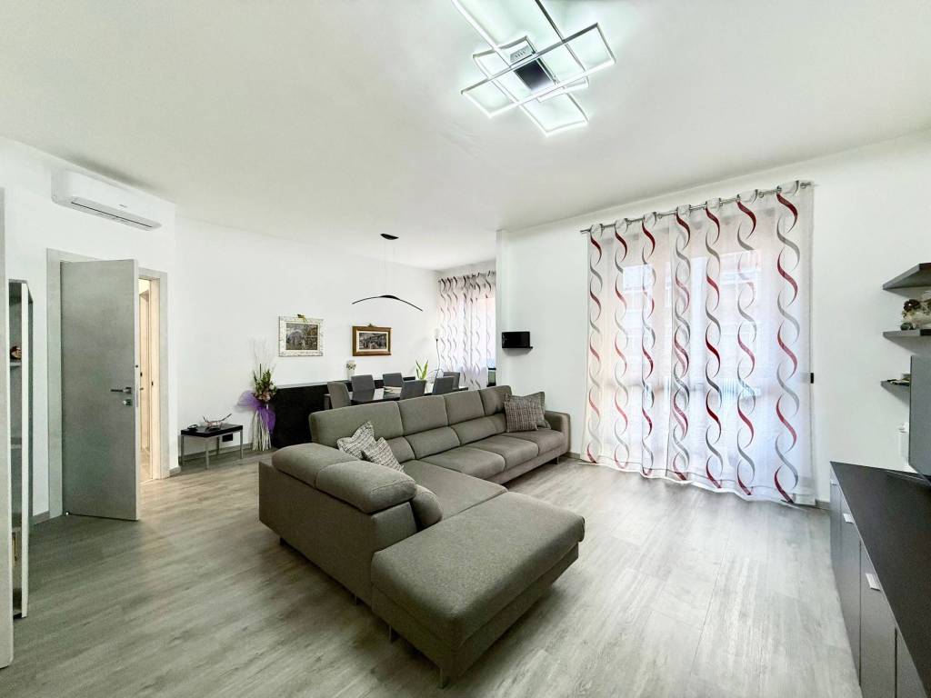 appartamento in vendita a Torino in zona Pozzo Strada