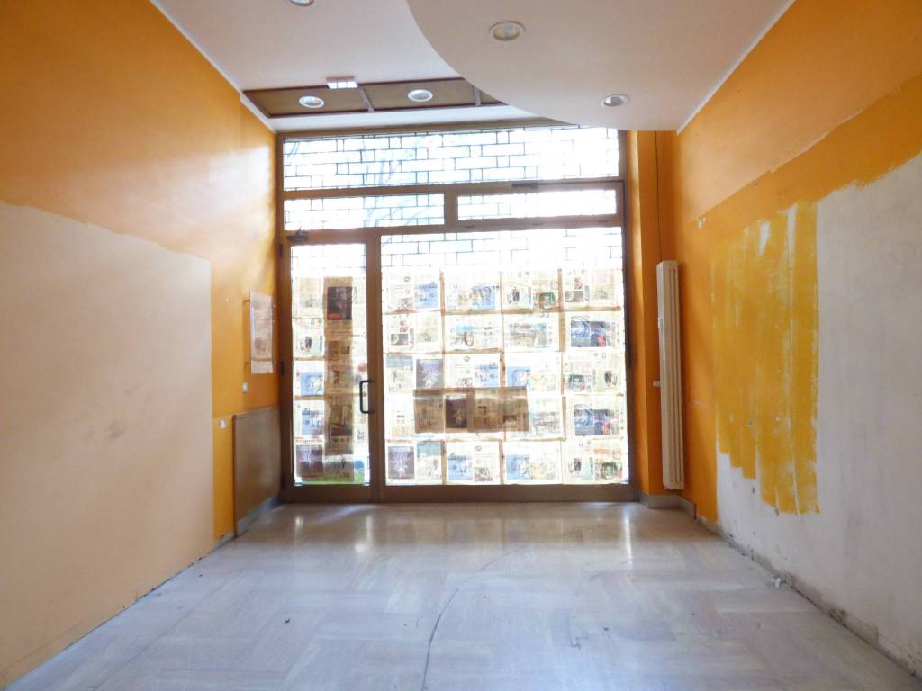 negozio in vendita a Torino in zona Millefonti