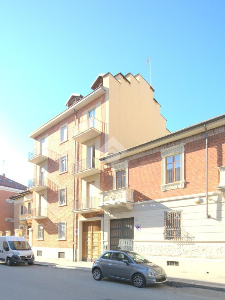 appartamento in vendita a Torino in zona Madonna di Campagna