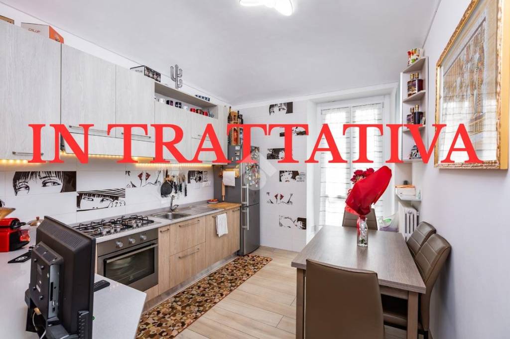 appartamento in vendita a Torino in zona Aurora