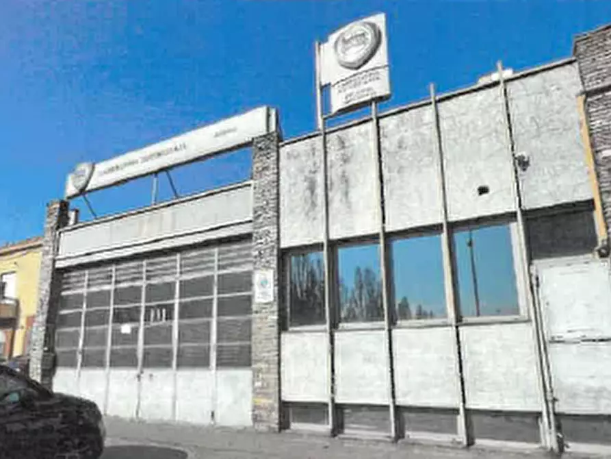 capannone in vendita a Torino
