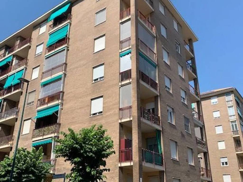 appartamento in vendita a Torino in zona Mirafiori Sud