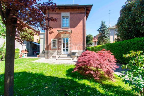 casa indipendente in vendita a Torino in zona Parella