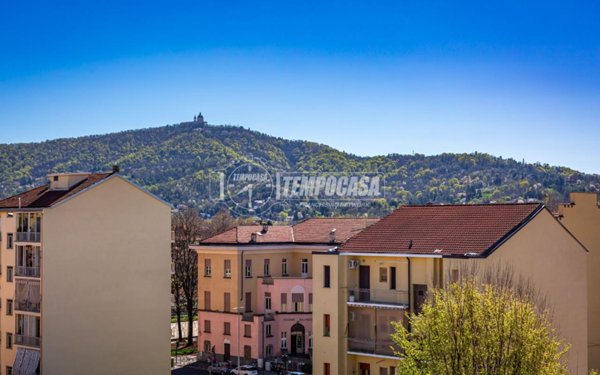 appartamento in vendita a Torino in zona Regio Parco