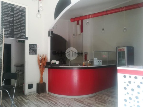 negozio in vendita a Torino in zona Campidoglio