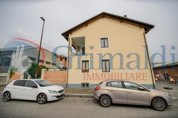 casa indipendente in vendita a Torino in zona Pozzo Strada