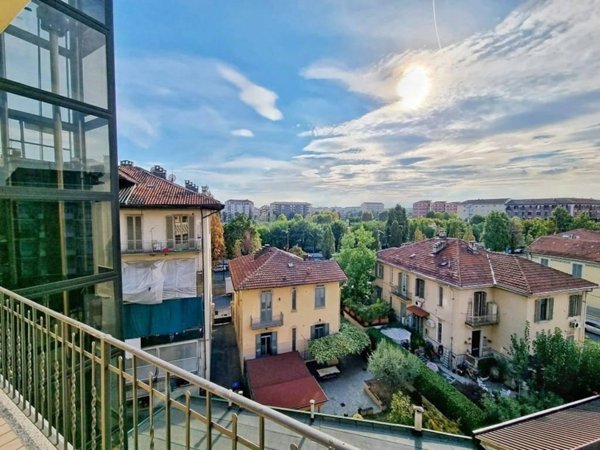 appartamento in vendita a Torino in zona Borgo San Paolo