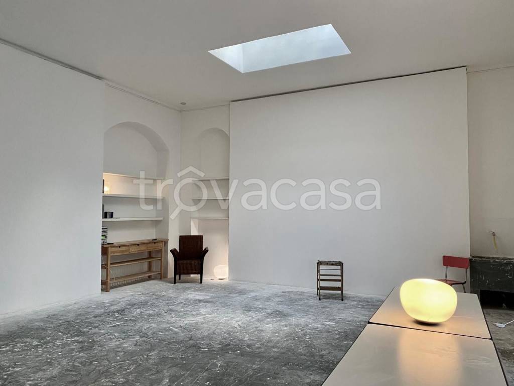 negozio in vendita a Torino in zona Aurora
