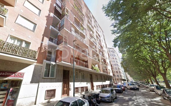 appartamento in vendita a Torino in zona Parella