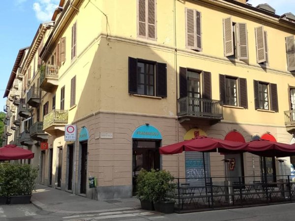 negozio in vendita a Torino in zona Vanchiglia