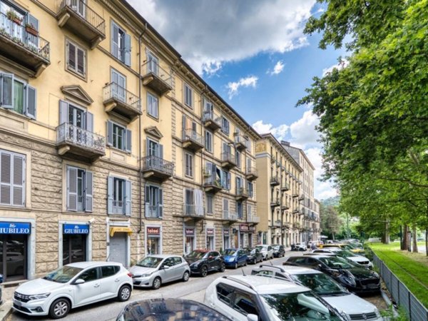 appartamento in vendita a Torino in zona Vanchiglia