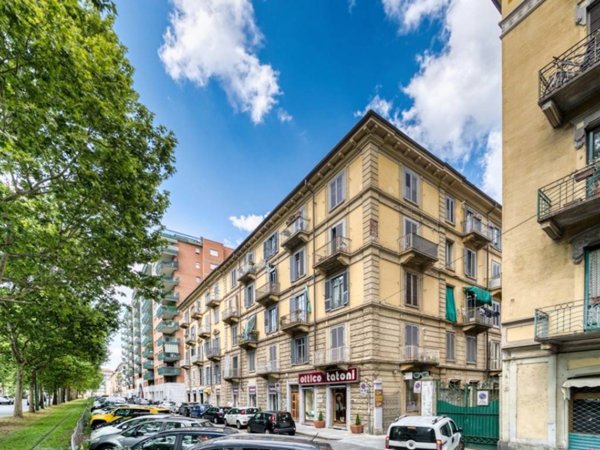 appartamento in vendita a Torino in zona Vanchiglia