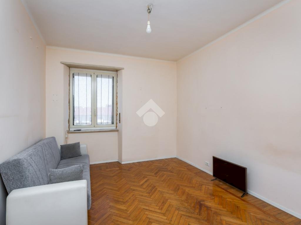 appartamento in vendita a Torino in zona Parella