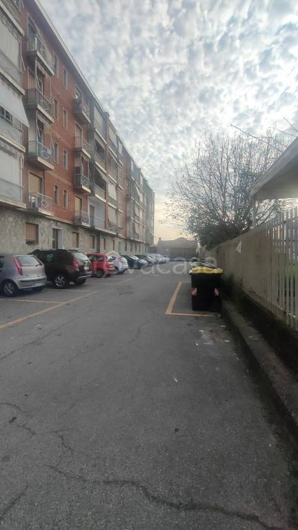 appartamento in vendita a Torino in zona Barca