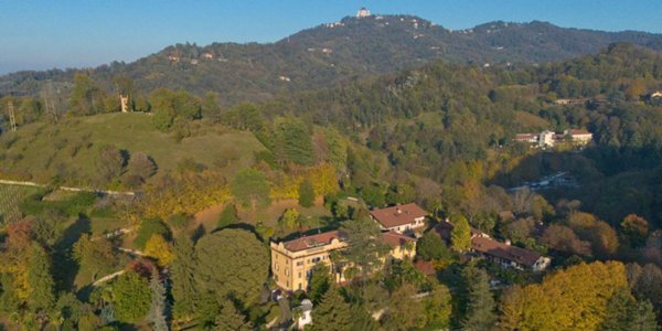 casa indipendente in vendita a Torino in zona Sassi
