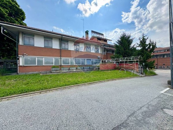 intera palazzina in vendita a Torino in zona Madonna di Campagna