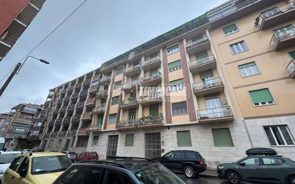 appartamento in vendita a Torino in zona Parella