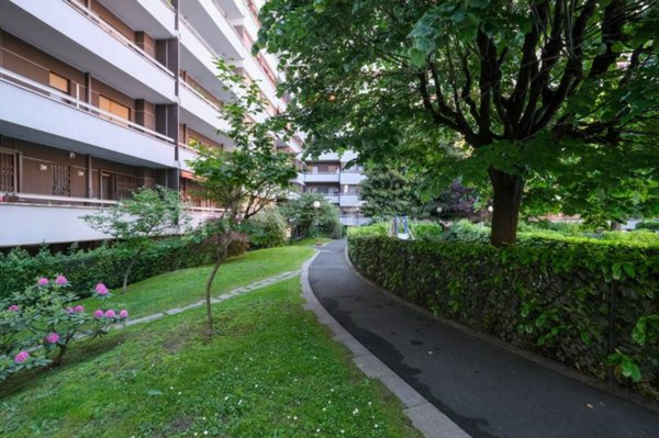 appartamento in vendita a Torino in zona Mirafiori Sud