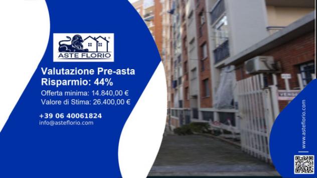 locale commerciale in vendita a Torino in zona Santa Rita