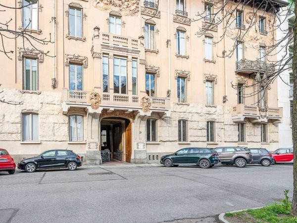 appartamento in vendita a Torino in zona Crocetta