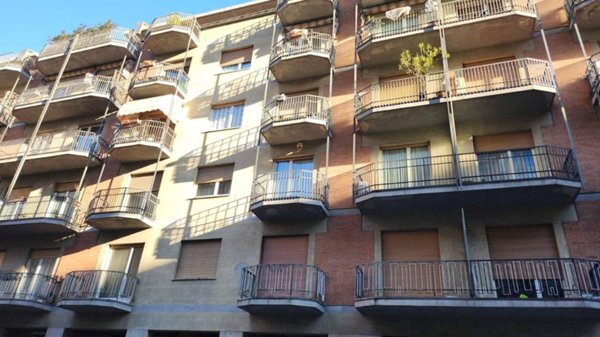 appartamento in vendita a Torino in zona Santa Rita