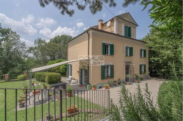 casa indipendente in vendita a Torino in zona Borgo Po