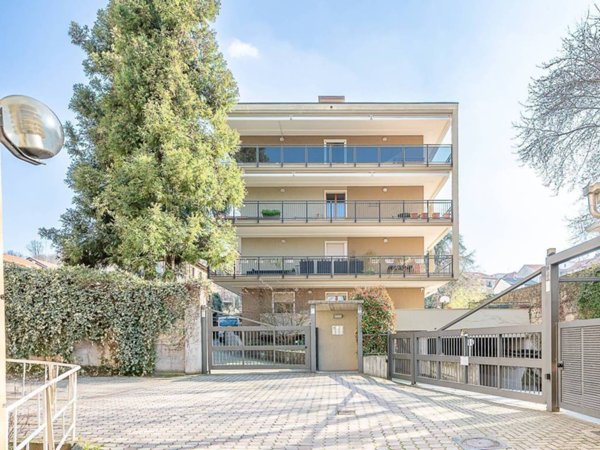 casa indipendente in vendita a Torino in zona Rosa