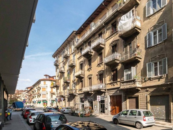 appartamento in vendita a Torino in zona Cenisia