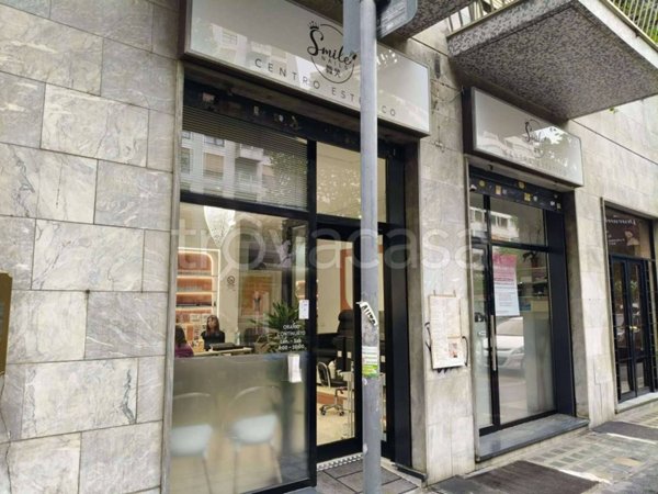 negozio in vendita a Torino in zona Crocetta