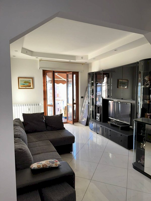 appartamento in vendita a Torino in zona Santa Rita