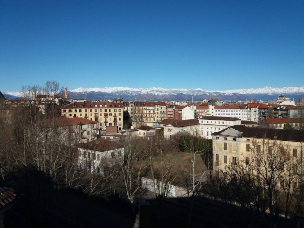 appartamento in vendita a Torino