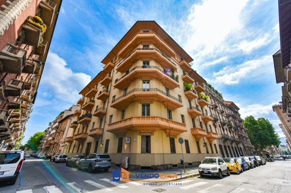 appartamento in vendita a Torino in zona Crocetta