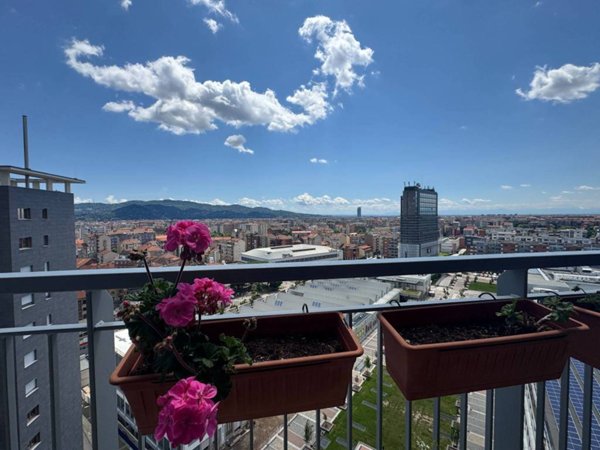 appartamento in vendita a Torino in zona Cenisia