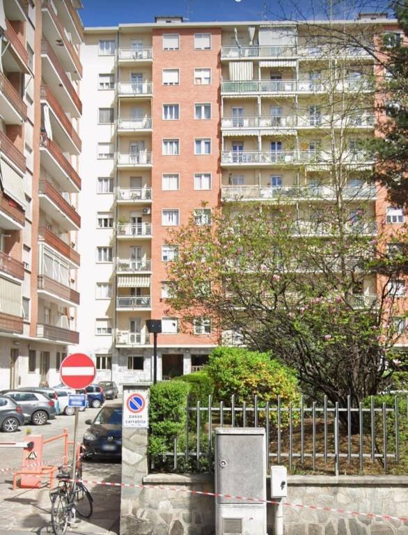 appartamento in vendita a Torino in zona Borgata Vittoria