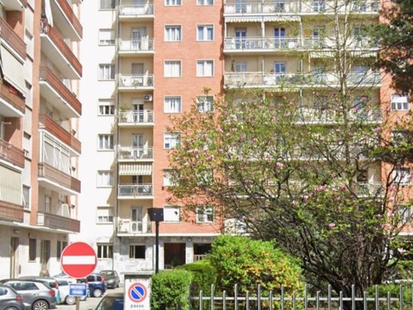 appartamento in vendita a Torino in zona Borgata Vittoria