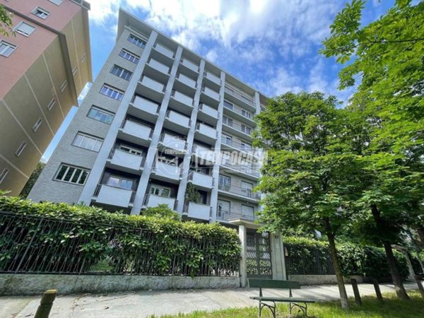 appartamento in vendita a Torino in zona Crocetta