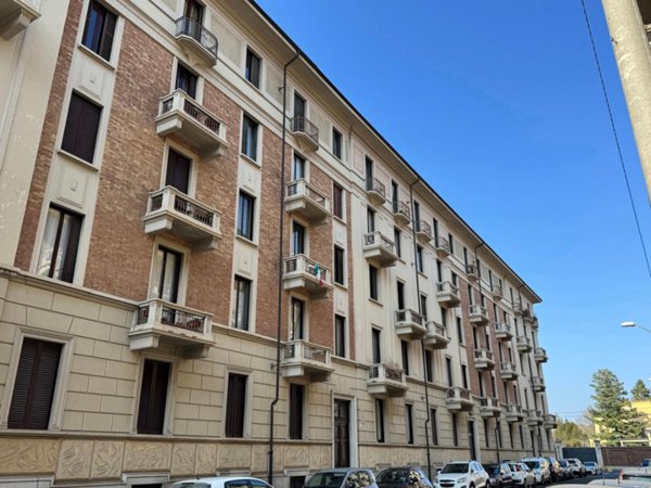 appartamento in vendita a Torino in zona Santa Rita