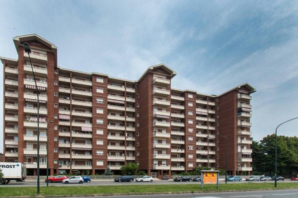 appartamento in vendita a Torino in zona Vallette
