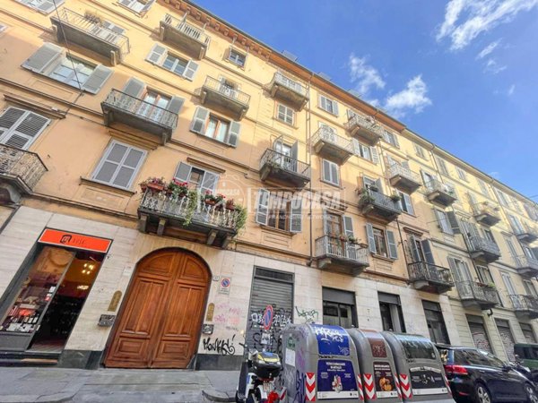 appartamento in vendita a Torino in zona San Salvario