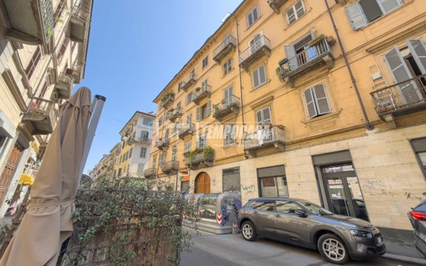 appartamento in vendita a Torino in zona San Salvario