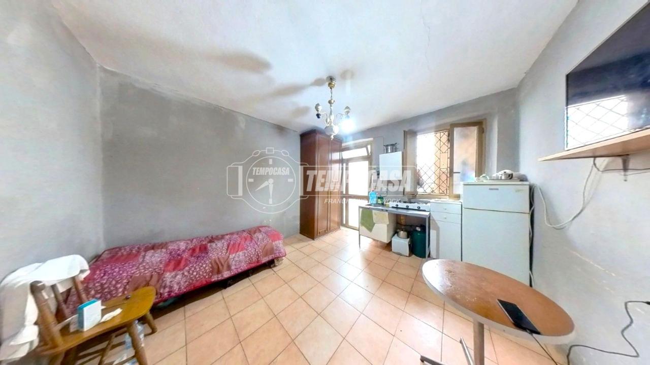 monolocale in vendita a Torino in zona Barriera di Milano
