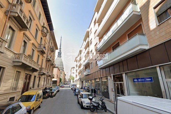 appartamento in vendita a Torino in zona Vanchiglia