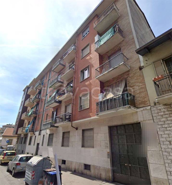locale di sgombero in vendita a Torino
