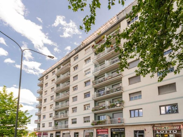 appartamento in vendita a Torino in zona Borgata Vittoria